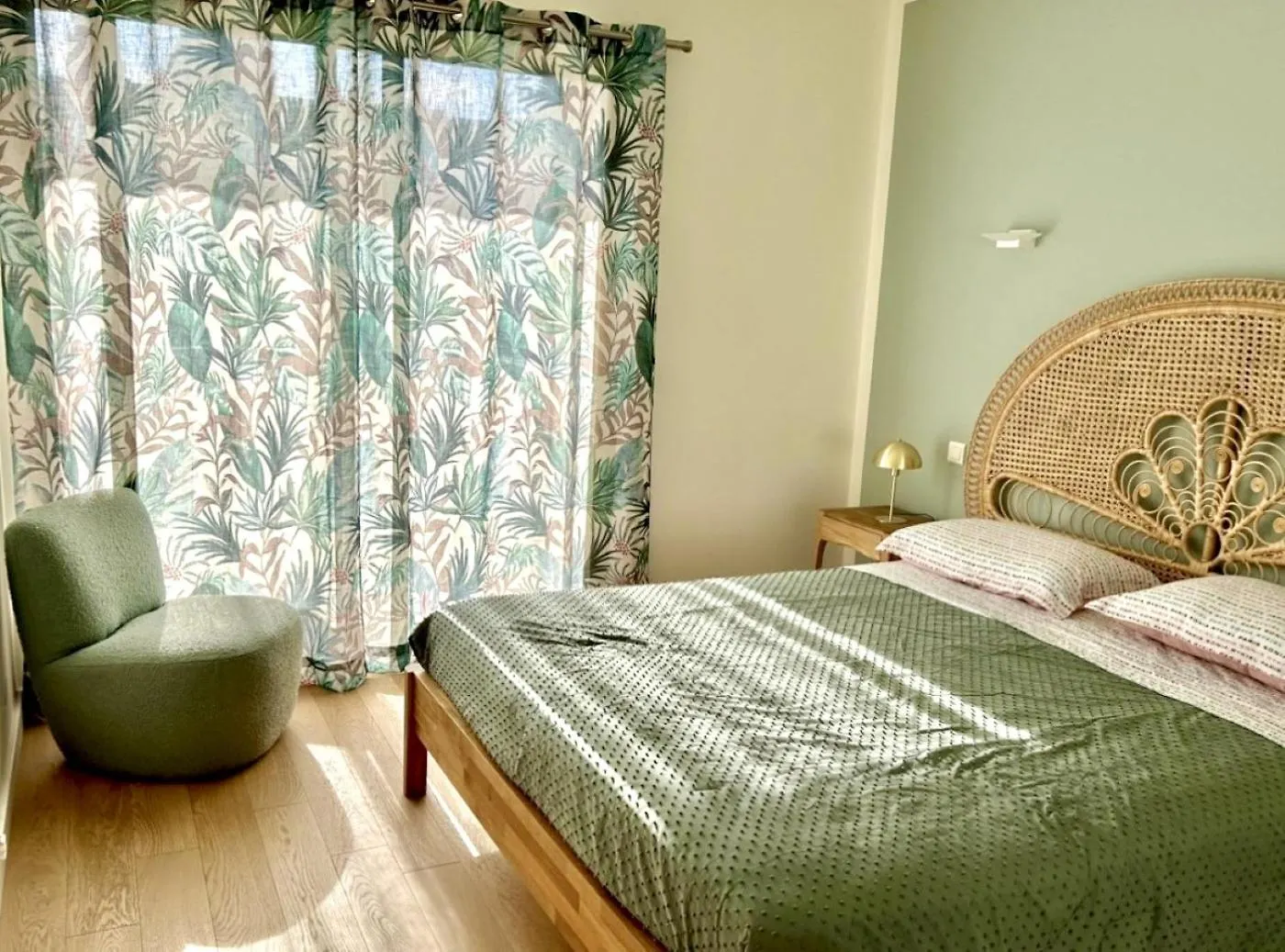 アパート Bella Vista Luxe 2 Chambres カンヌ