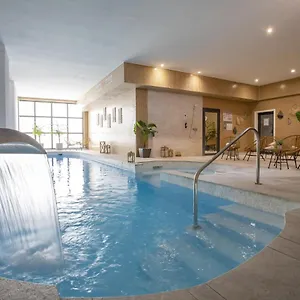 4* فندق فندق وسبا إيدين